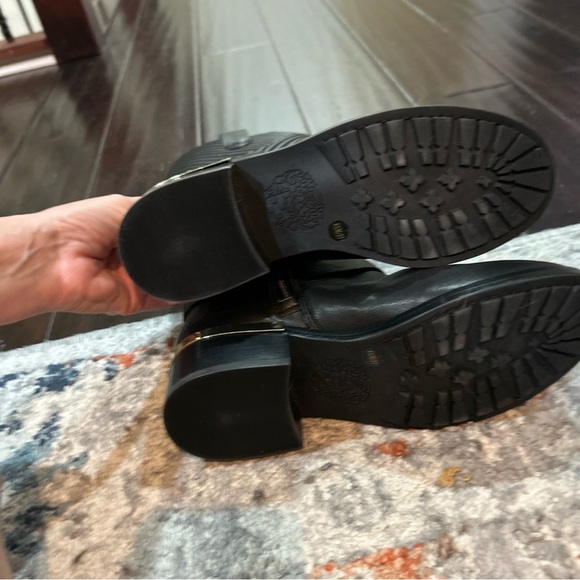 Vince Camuto Walden Quilted Moto Boot Mid-rise Bootie Black Size 6.5 NWOT - Picture 7 of 7
